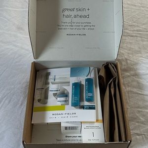 Rodan & Fields skin care set
